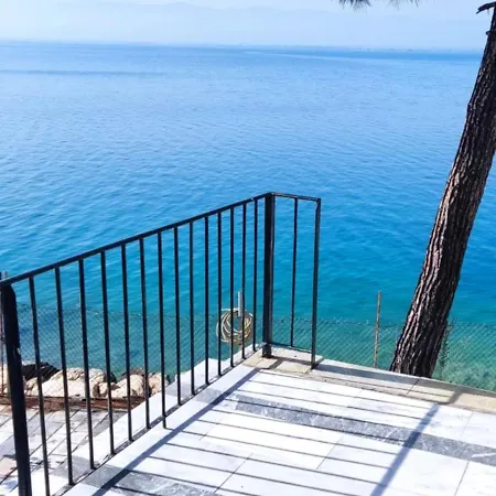 別荘 Sea Rock House *